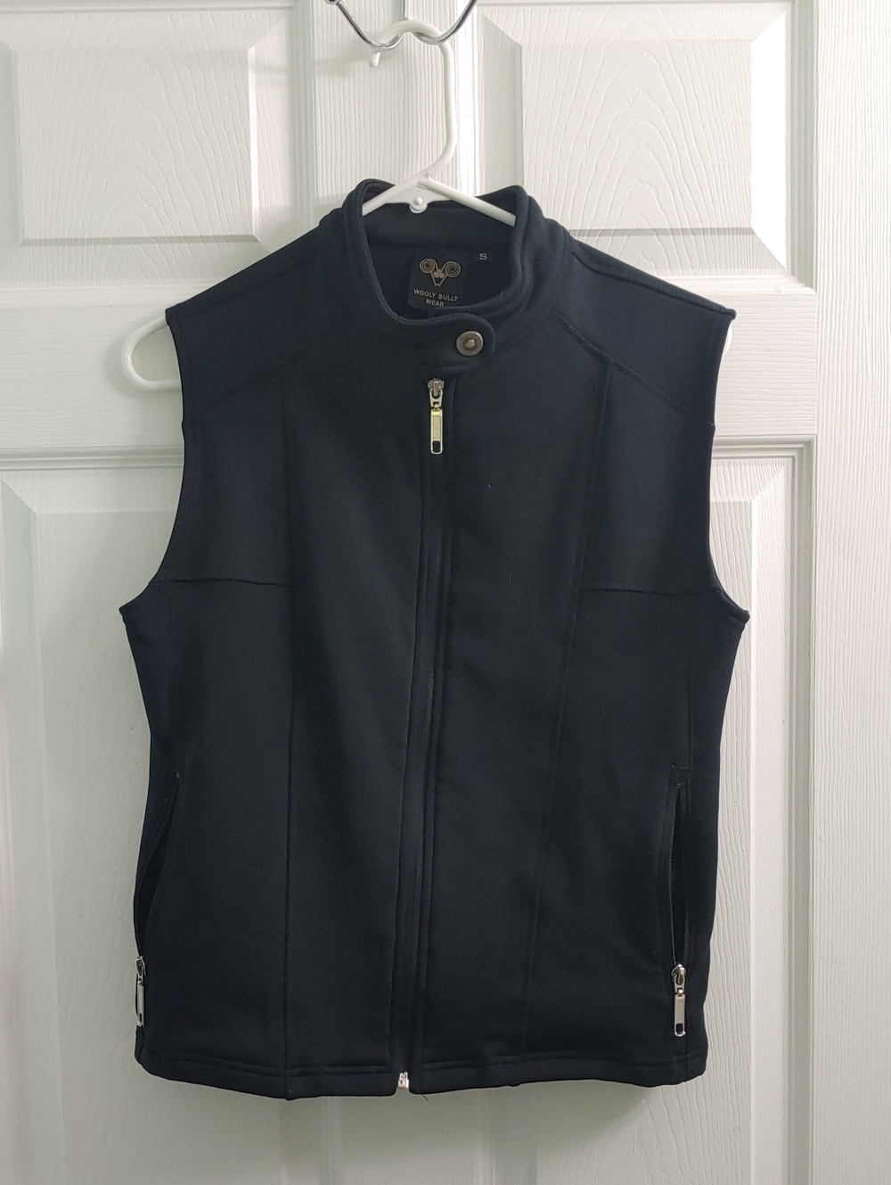 Wooly Bully Women's Black Softshell Zip Vest Size S